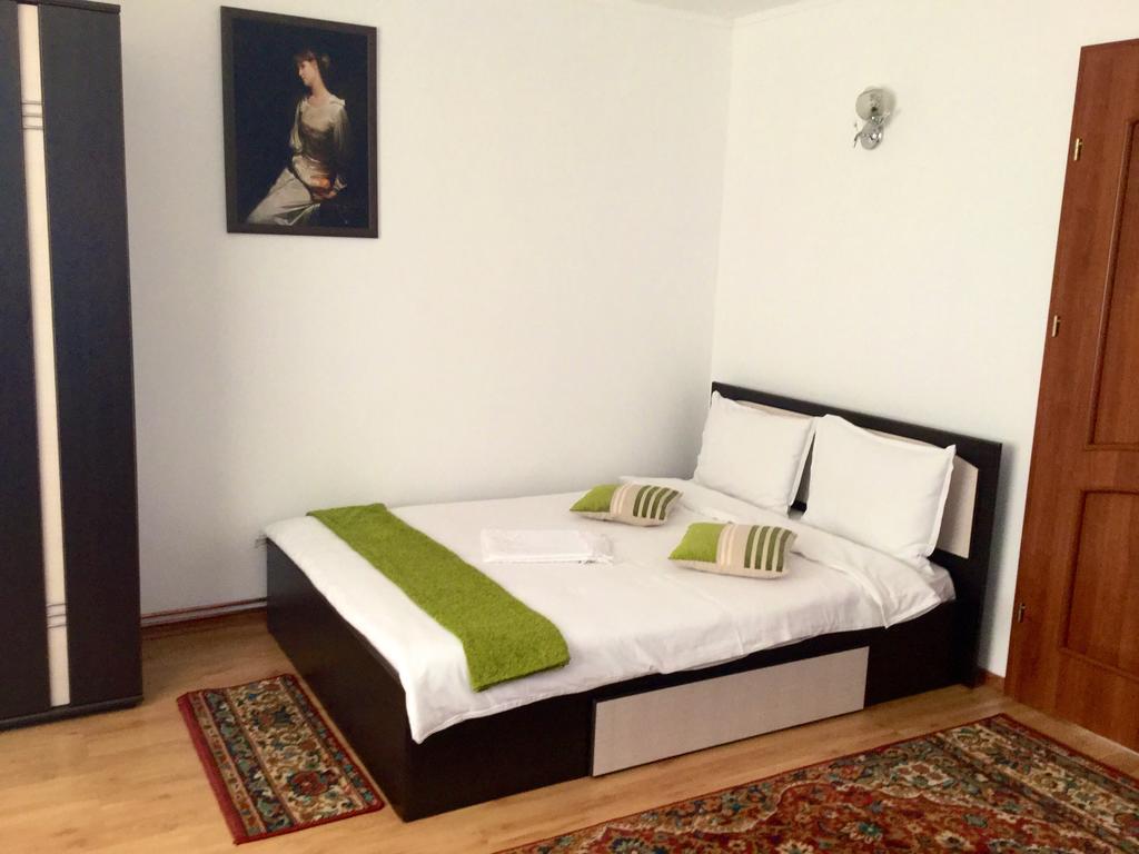 Hotel Casa Bella Turda Esterno foto